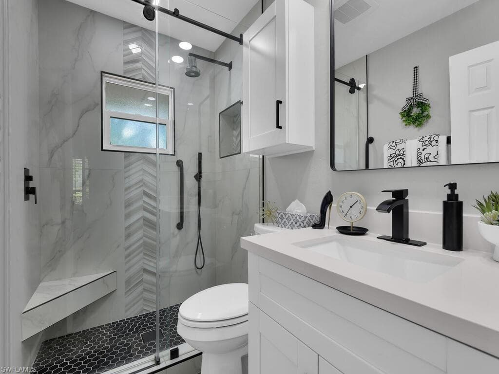 4263 Island CIR D-24