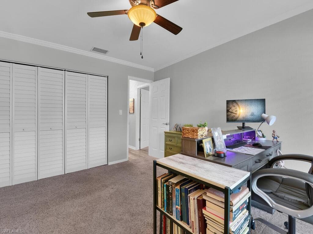 4263 Island CIR D-30