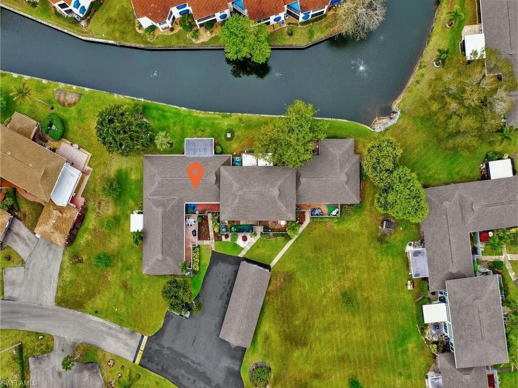 4263 Island CIR D-50