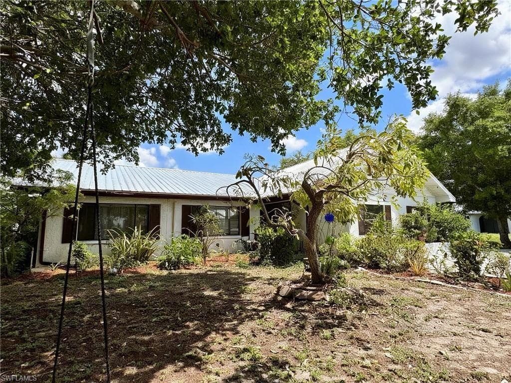 196 E Mariana AVE-2
