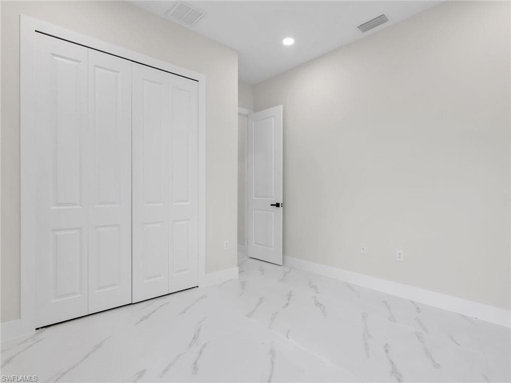 350 Delaware RD-23