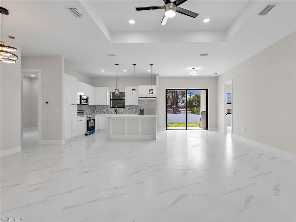 350 Delaware RD-6