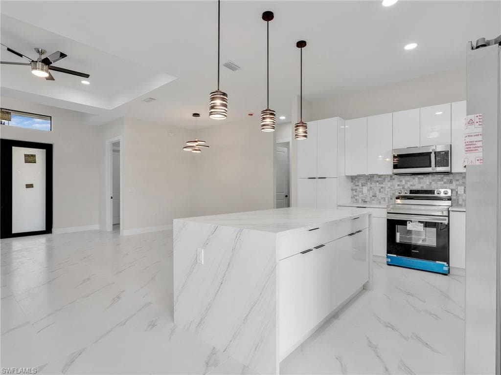 350 Delaware RD-12