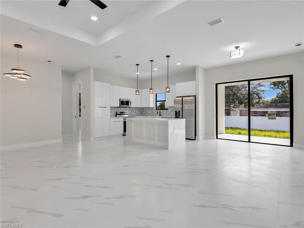 350 Delaware RD-7