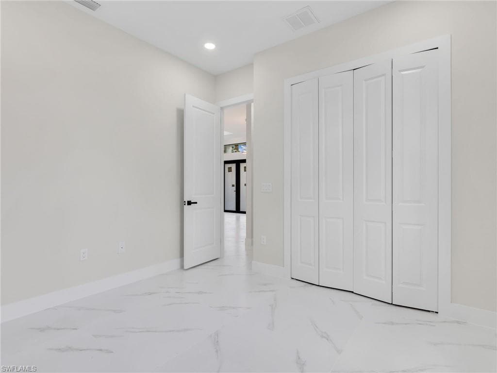 350 Delaware RD-20