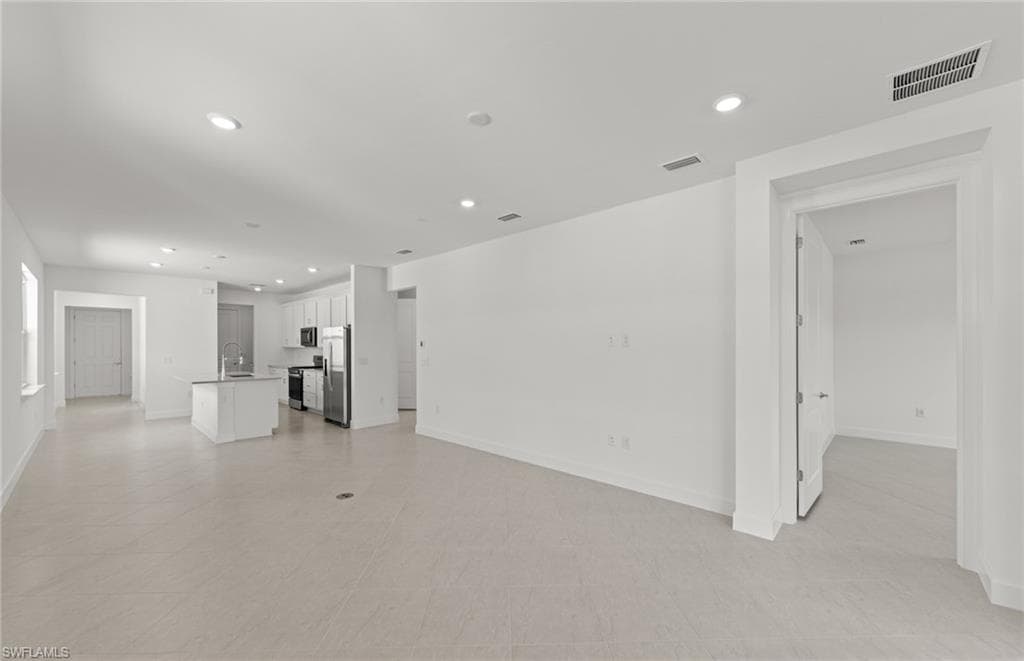 7144 Chapel Creek LN-18