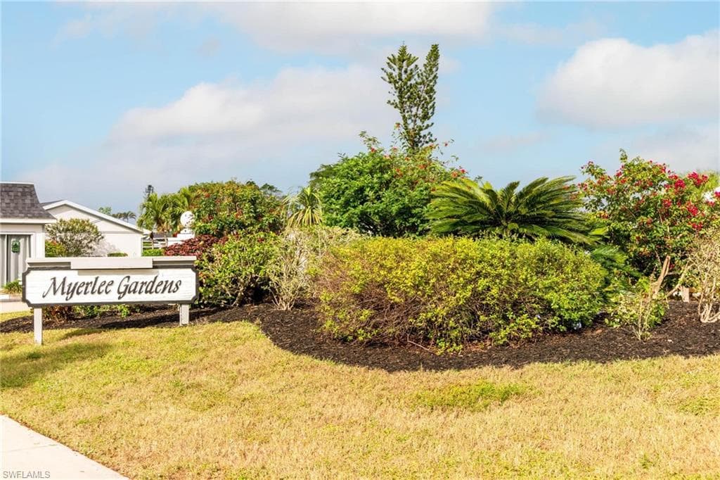1390 Myerlee Country Club BLVD-33