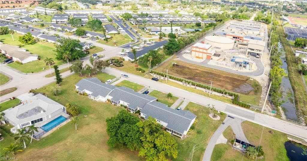 1390 Myerlee Country Club BLVD-31