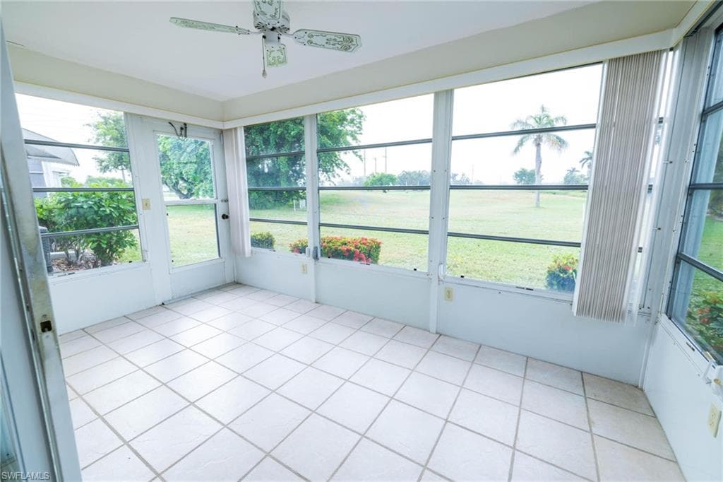 1390 Myerlee Country Club BLVD-4