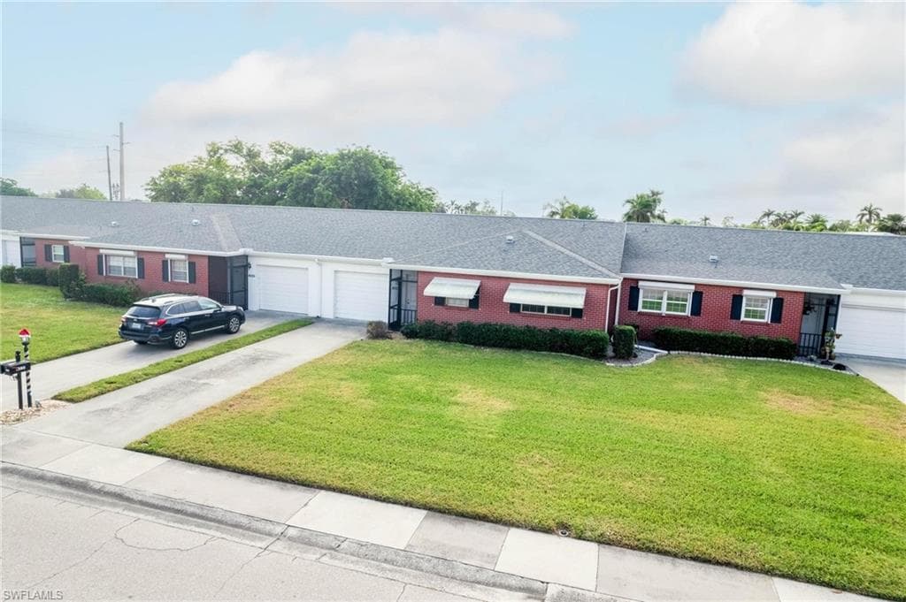 1390 Myerlee Country Club BLVD-25