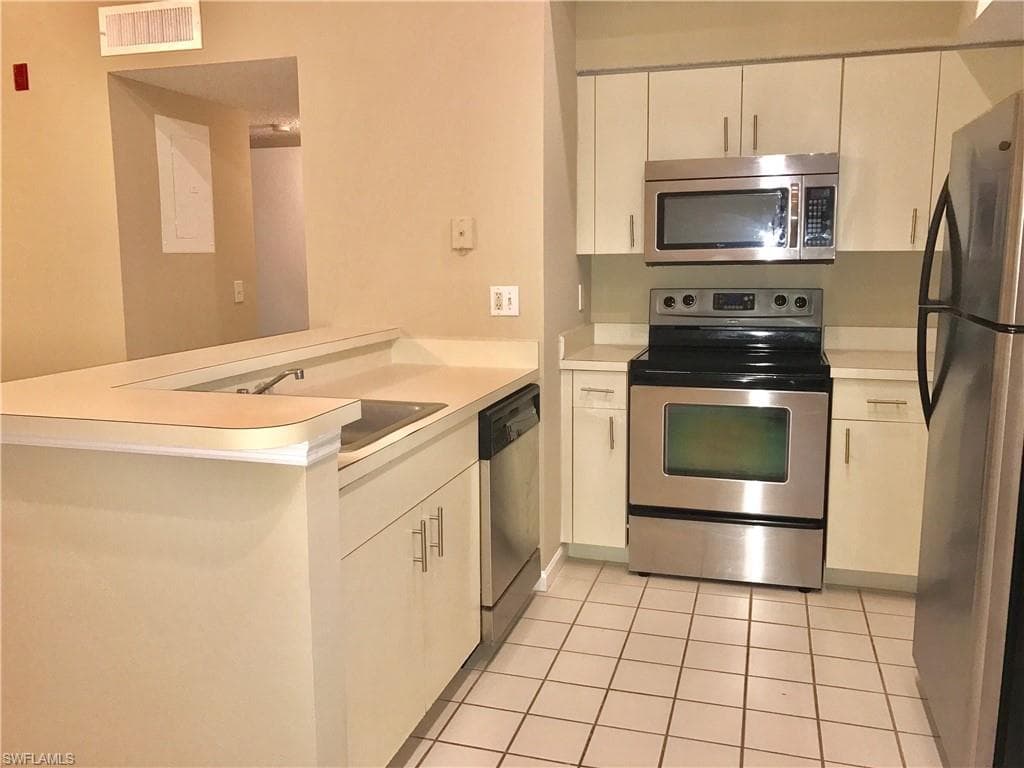 13555 Eagle Ridge DR 936-5