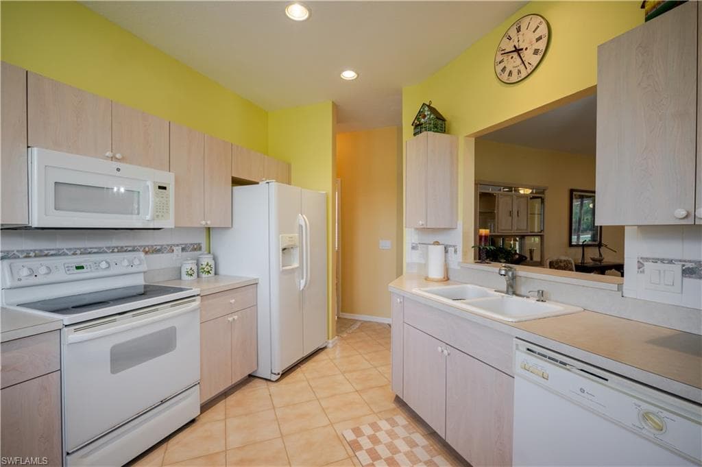 1710 Palo Duro BLVD-17