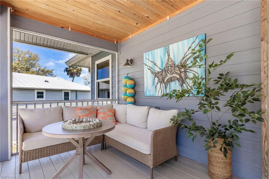 7655 Myrsine CIR-17