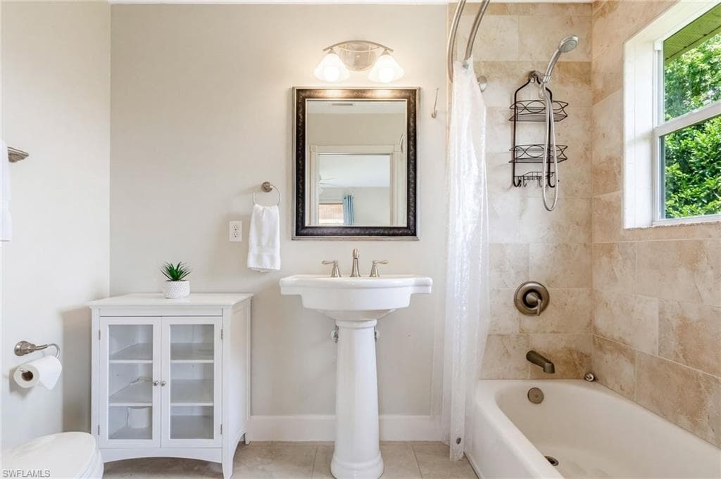 7655 Myrsine CIR-11