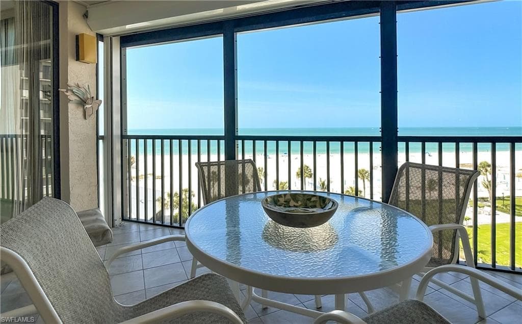2810 Estero BLVD 713-13