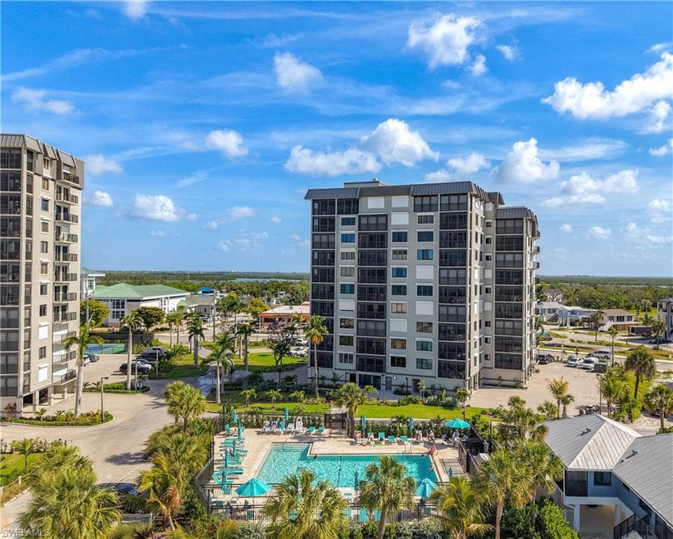 2810 Estero BLVD 713-30