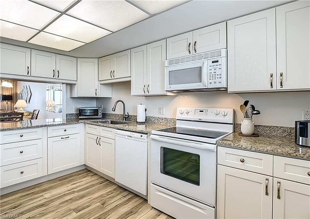 2810 Estero BLVD 713-18