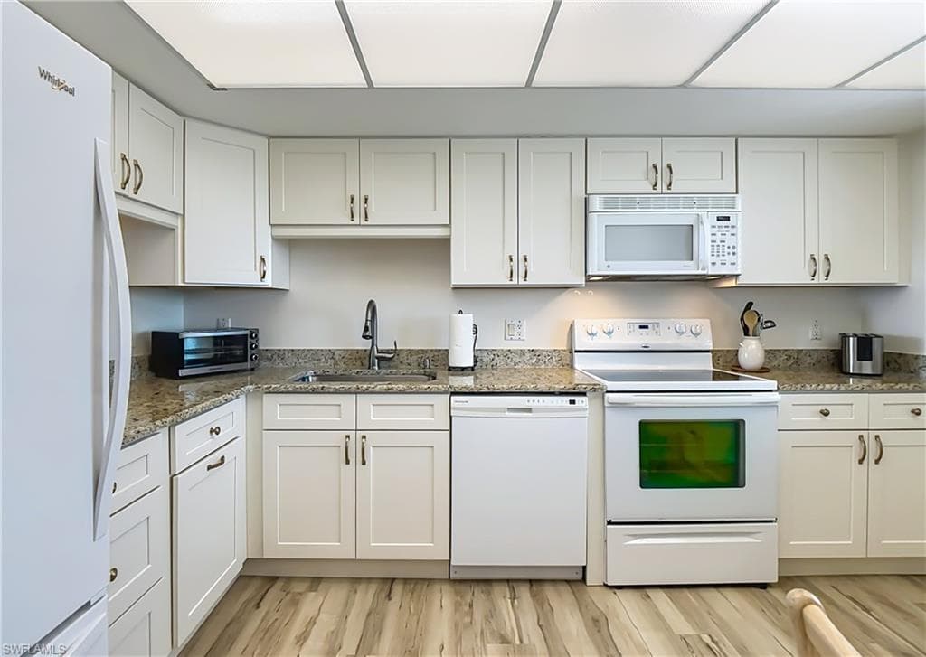 2810 Estero BLVD 713-19