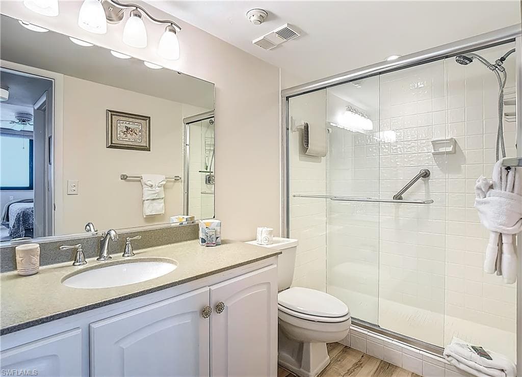 2810 Estero BLVD 713-25