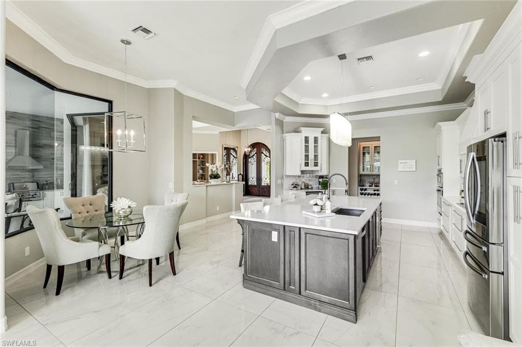 12371 Water Oak DR-17
