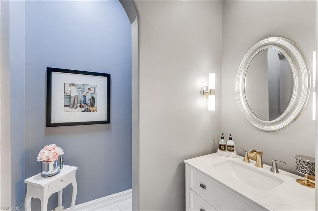 12371 Water Oak DR-32