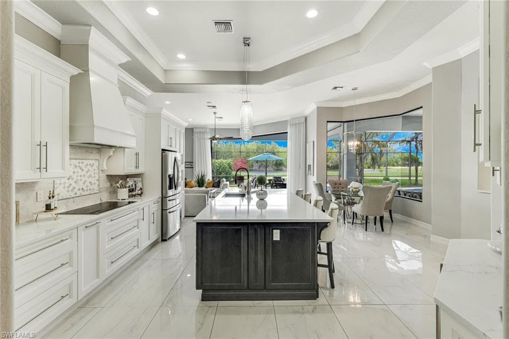 12371 Water Oak DR-14