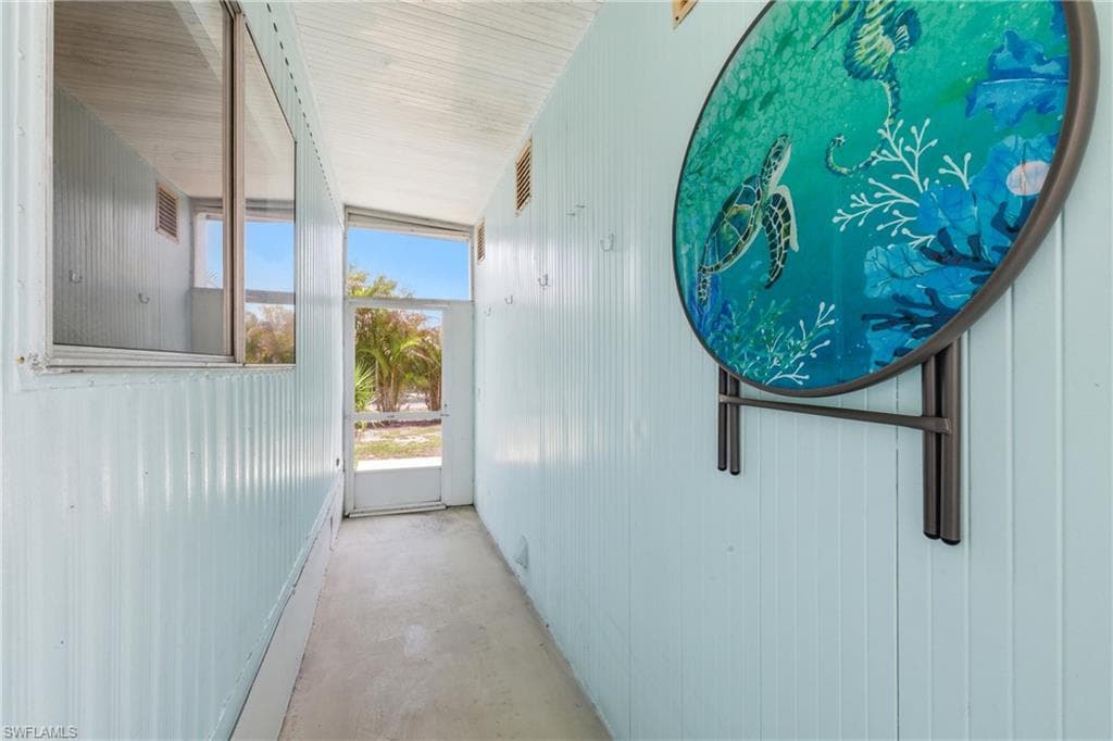 726 Knotty Pine CIR-23