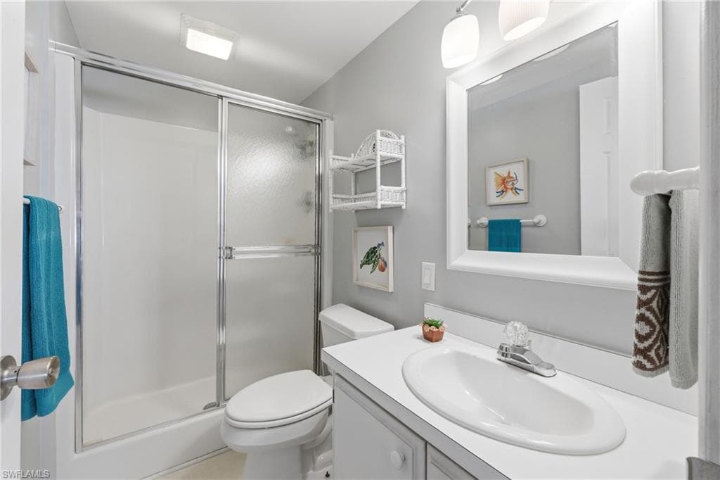 726 Knotty Pine CIR-22