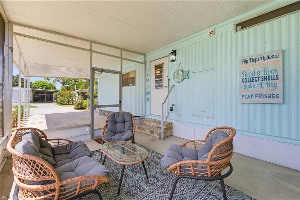 726 Knotty Pine CIR-5