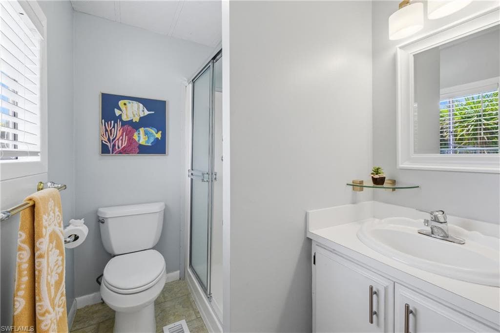 726 Knotty Pine CIR-19