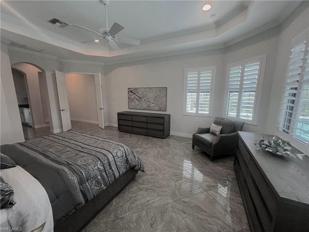 11942 Heather Woods CT-15