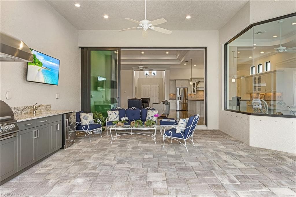 11942 Heather Woods CT-29