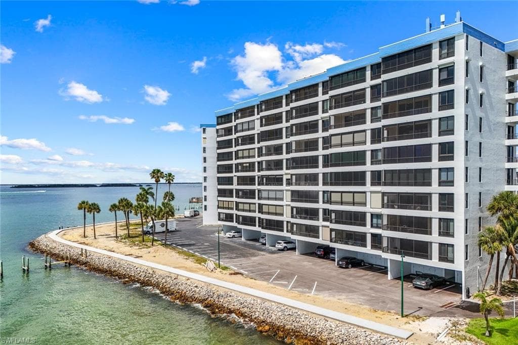 15011 Punta Rassa RD 403-18