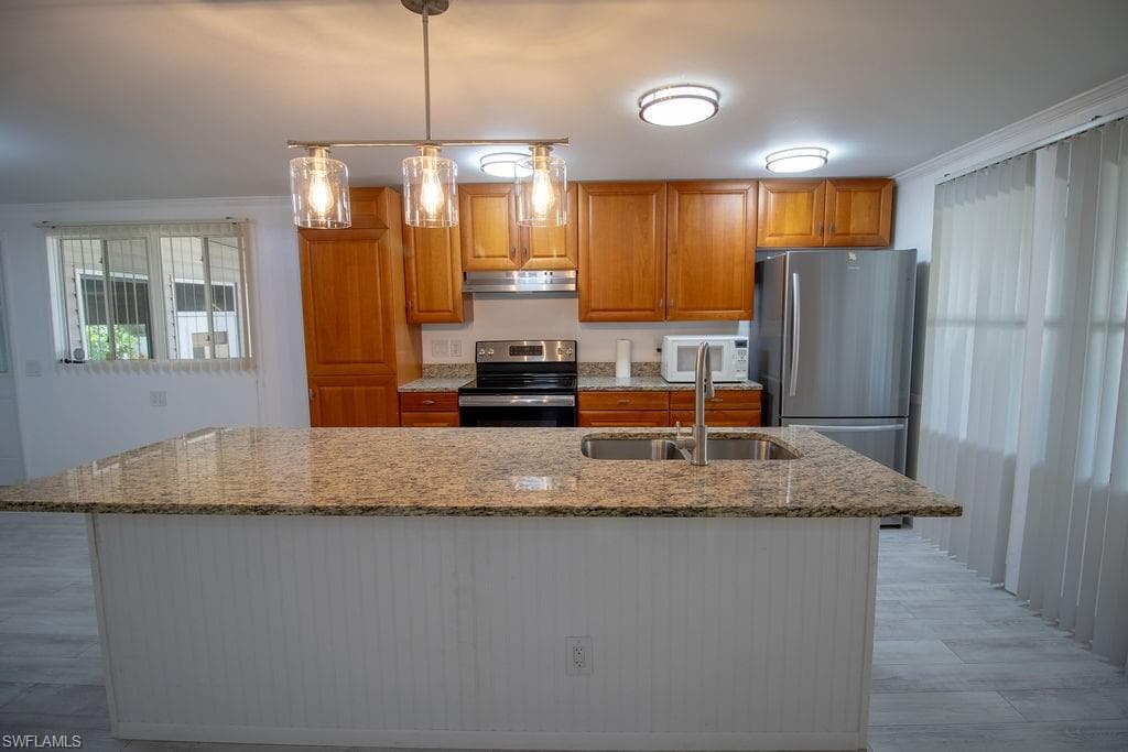 5506 Virginia Dare LN-12
