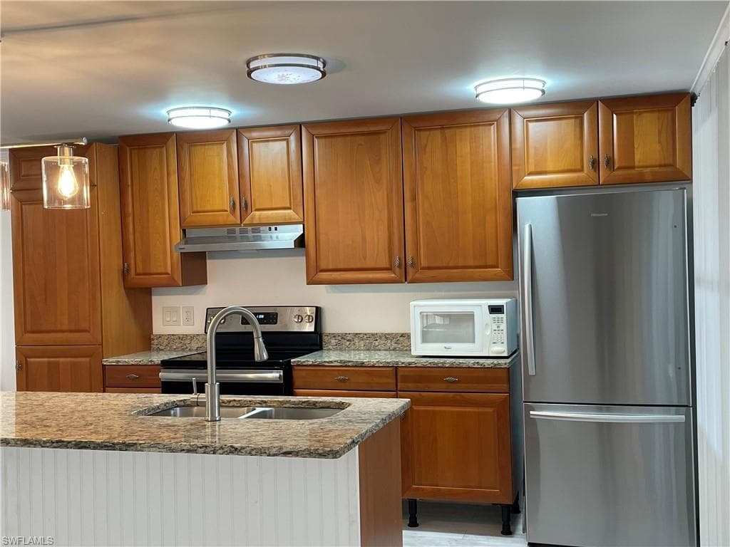 5506 Virginia Dare LN-8