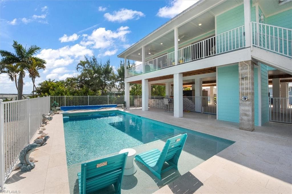 5545 Avenida Pescadora-2