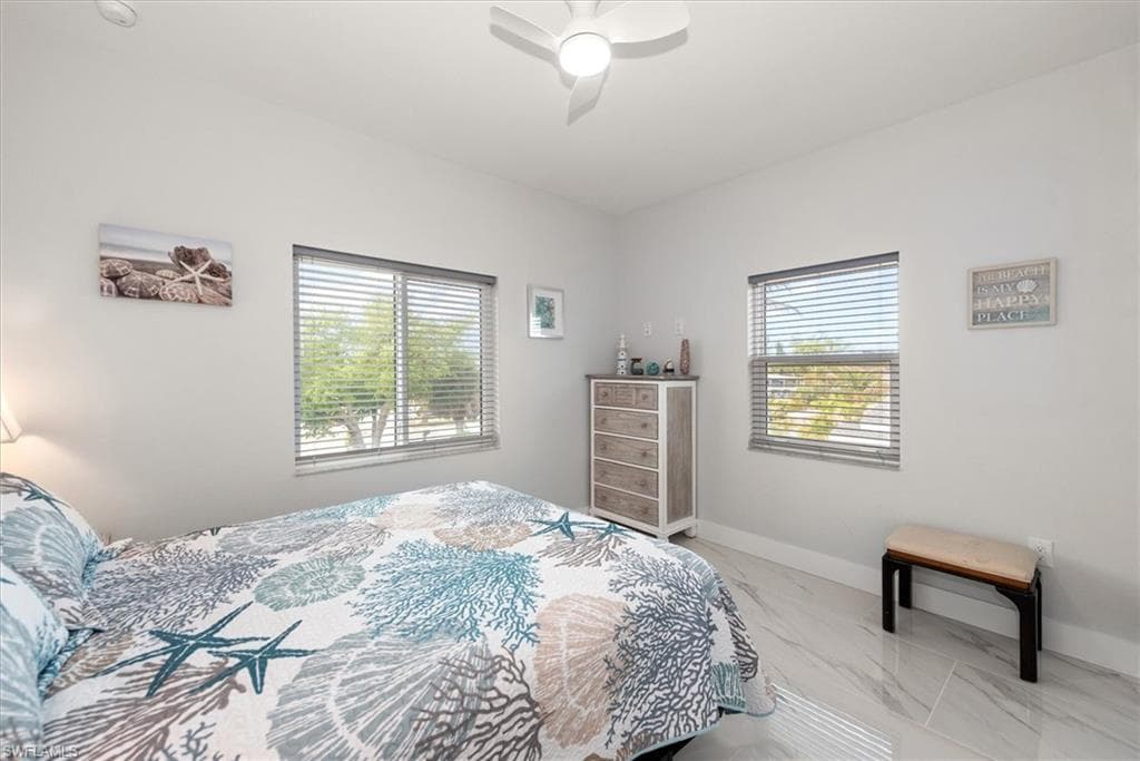 5545 Avenida Pescadora-24
