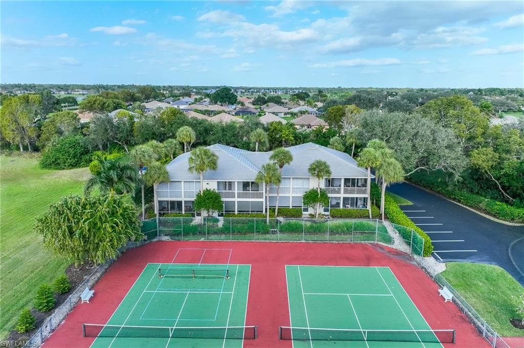 8161 Twelve Oaks CIR 512-17