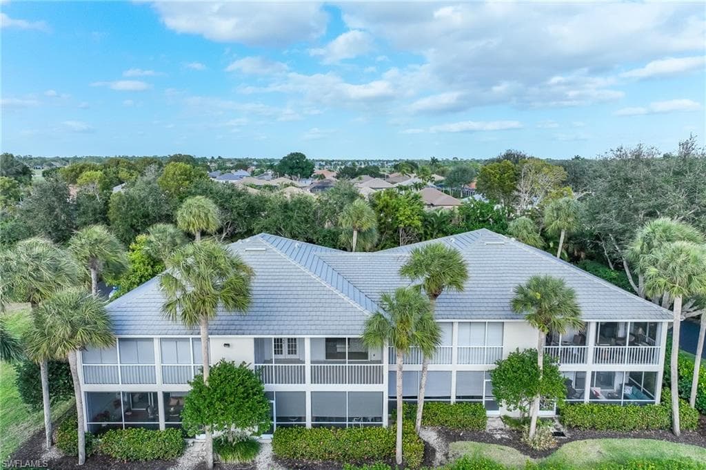 8161 Twelve Oaks CIR 512-16