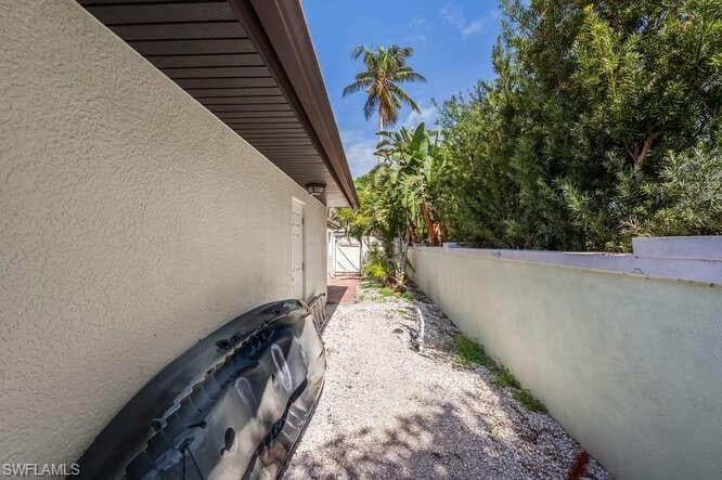 778 Broad CT S-36