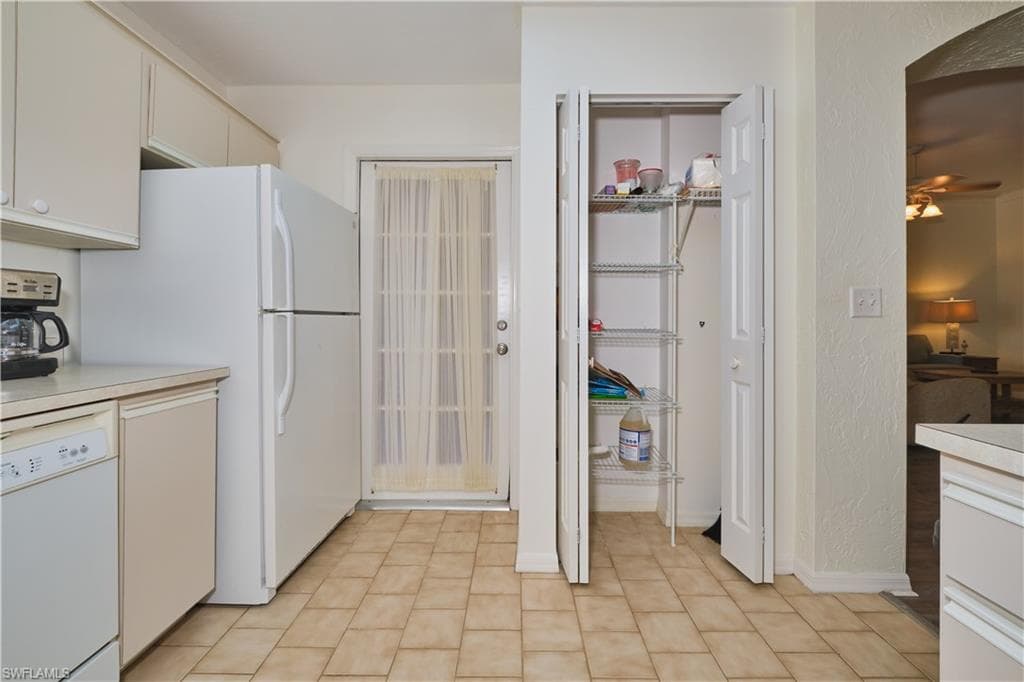 5510 SW 4th PL 503-14