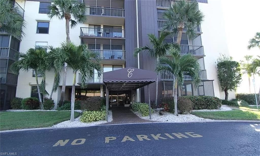 3490 N Key DR 514-27