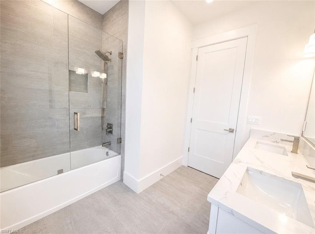 2727 Van Buren AVE-16