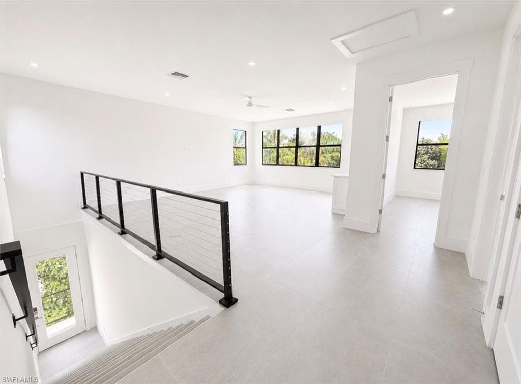 2727 Van Buren AVE-14