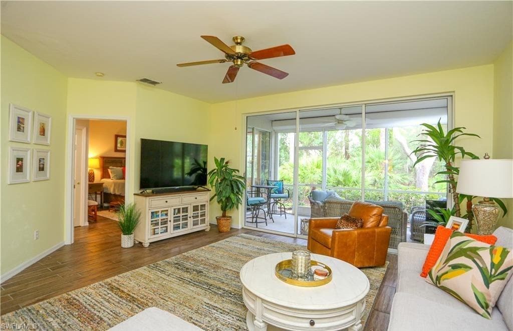 3775 Fieldstone BLVD 102-4