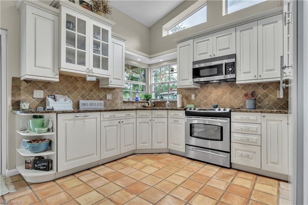 12395 McGregor Woods CIR-17