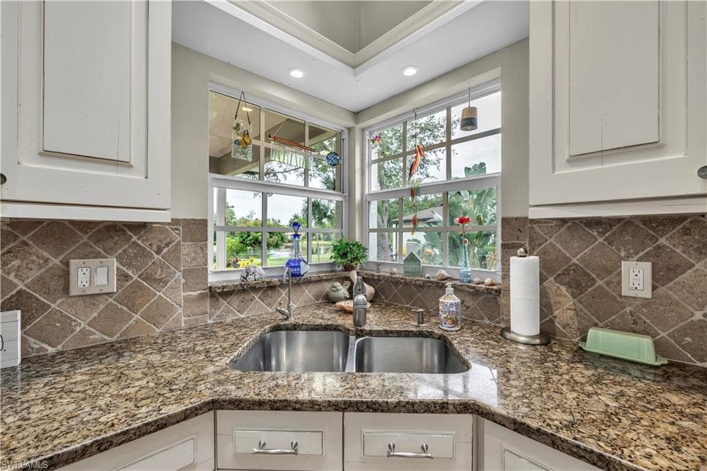 12395 McGregor Woods CIR-22