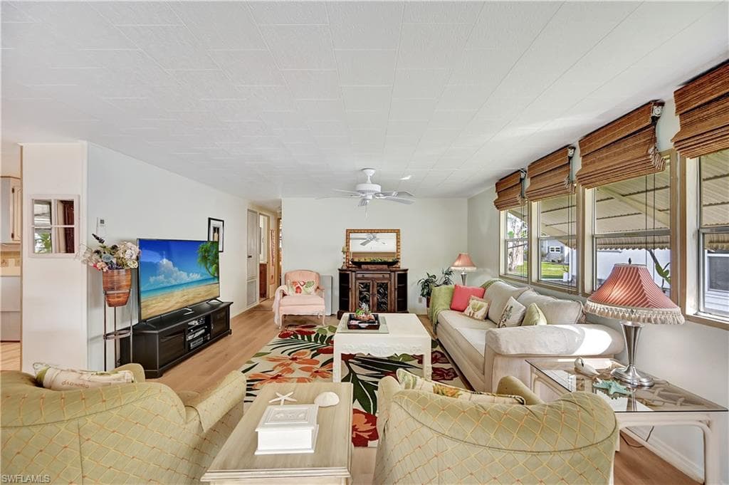 114 Enchanting BLVD-2