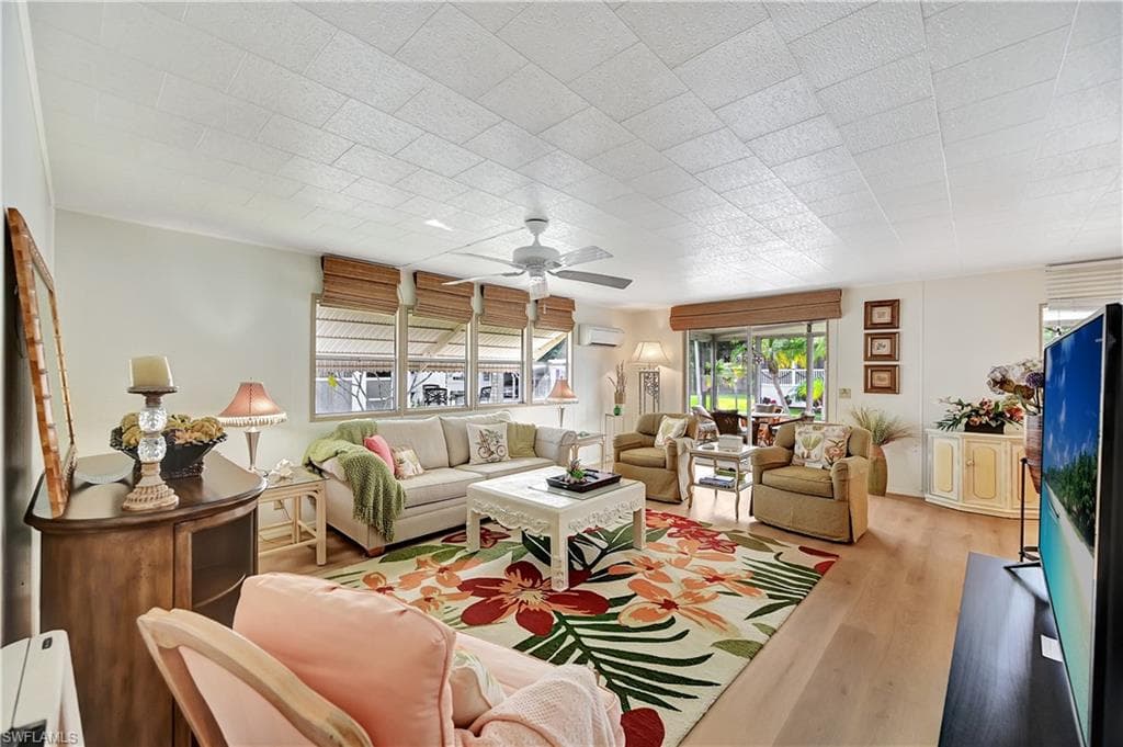 114 Enchanting BLVD-3