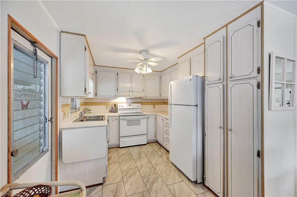 114 Enchanting BLVD-11